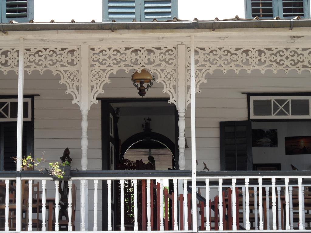 Guesthouse Un Pied-A-Terre Paramaribo Quarto foto